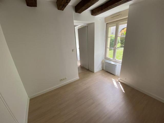 Location Appartement 1 pièce 18m² ANGERS 49000