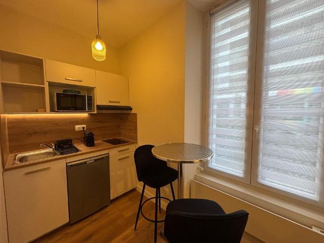 Location Appartement 1 pièce 18m² ANGERS 49100