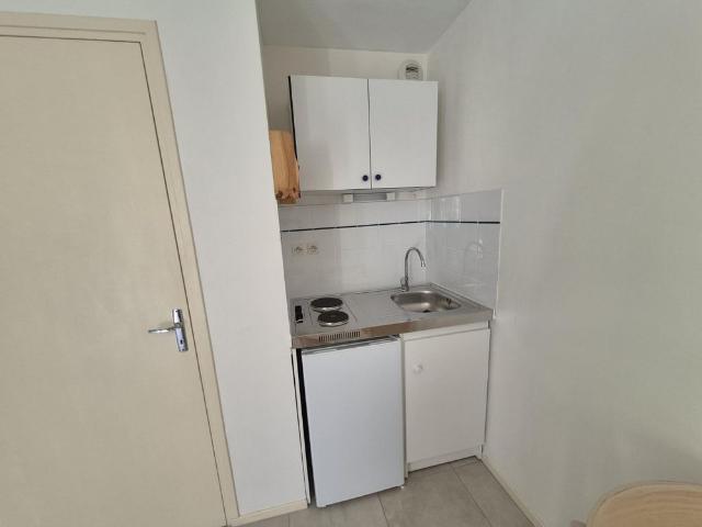 Location Appartement 1 pièce 18m² ARRAS 62000
