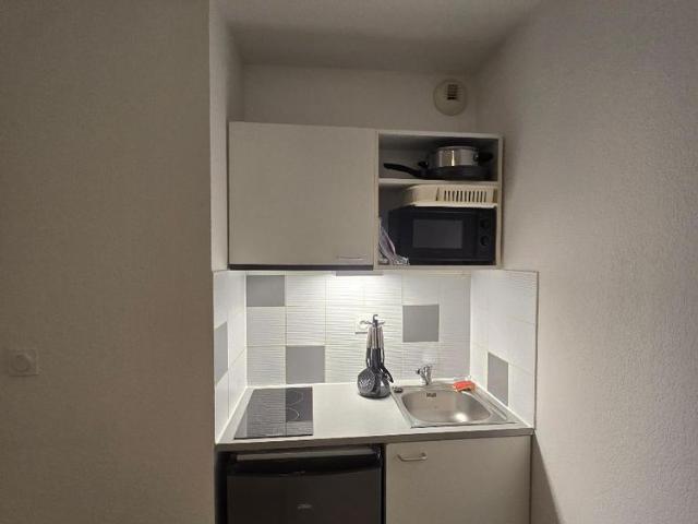Location Appartement 1 pièce 18m² BEZIERS 34500