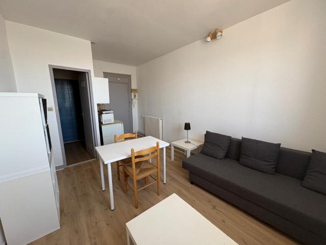 Location Appartement 1 pièce 18m² BORDEAUX 33000