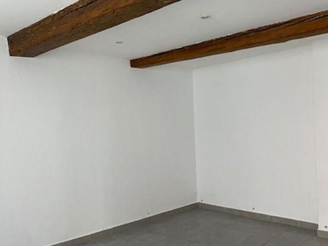 Location Appartement 1 pièce 18m² CHATEAURENARD 13160