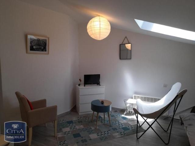 Location Appartement 1 pièce 18m² CHINON 37500