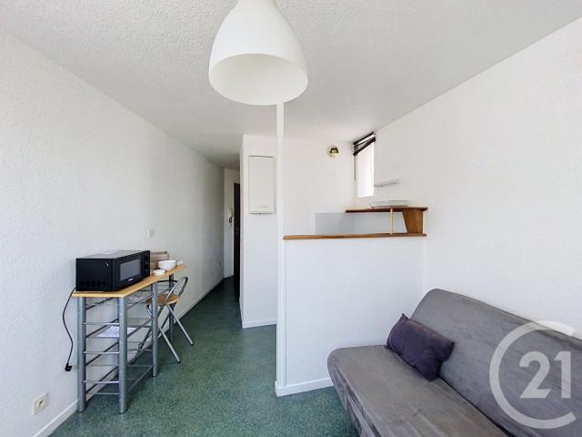 Location Appartement 1 pièce 18m² CLERMONT FERRAND 63000