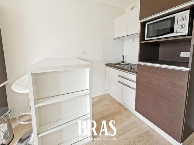 Location Appartement 1 pièce 18m² LA ROCHE SUR YON 85000
