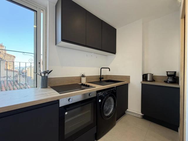 Location Appartement 1 pièce 18m² MARSEILLE 5ème