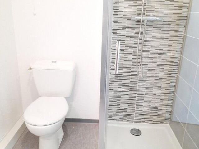 Location Appartement 1 pièce 18m² NIMES 30000