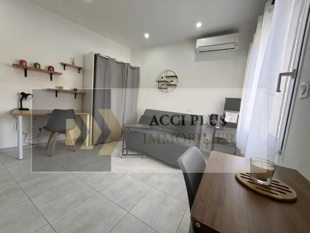 Location Appartement 1 pièce 18m² NIMES 30000