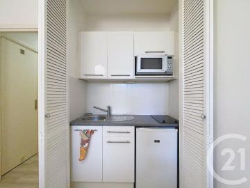 Location Appartement 1 pièce 18m² NICE 06300