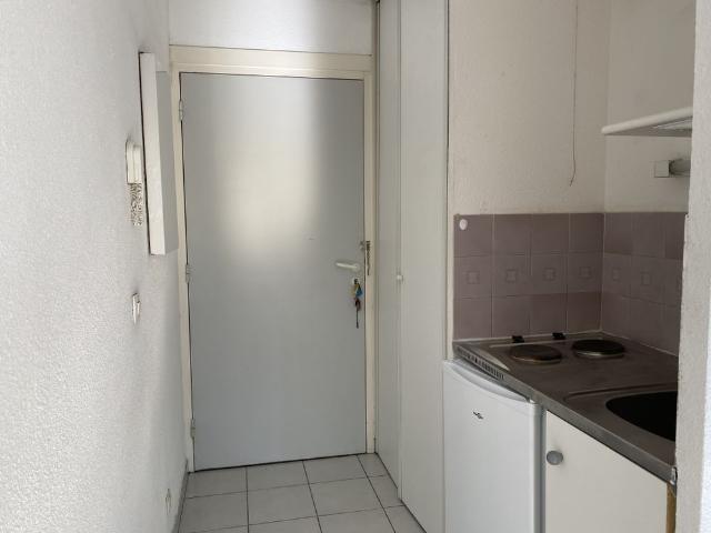 Location Appartement 1 pièce 18m² PERPIGNAN 66000
