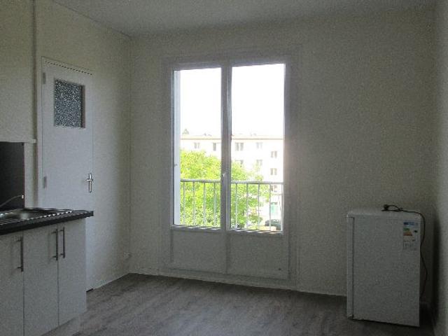 Location Appartement 1 pièce 18m² RENNES 35700