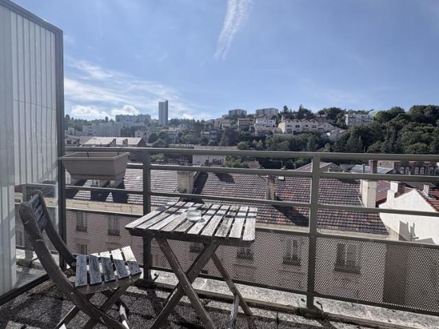 Location Appartement 1 pièce 18m² ST ETIENNE 42100