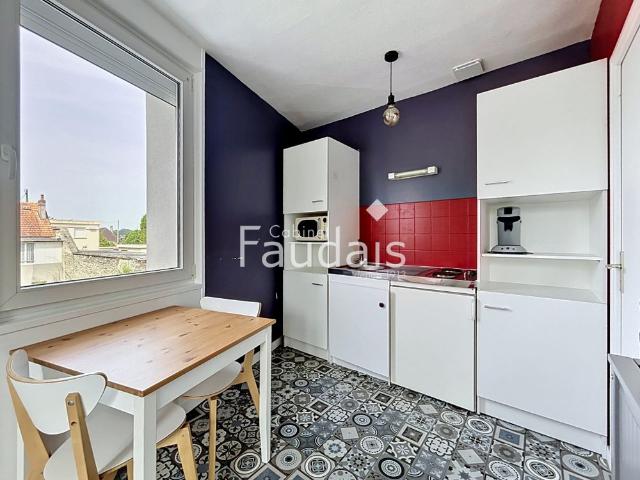 Location Appartement 1 pièce 18m² ST LO 50000