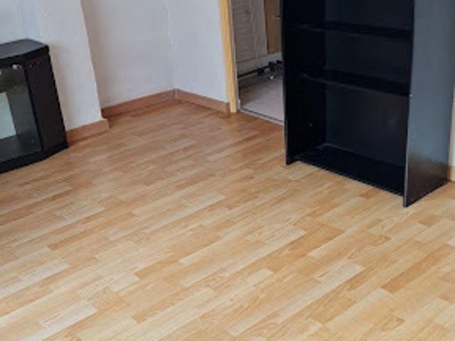 Location Appartement 1 pièce 19 m2 Ménétrol