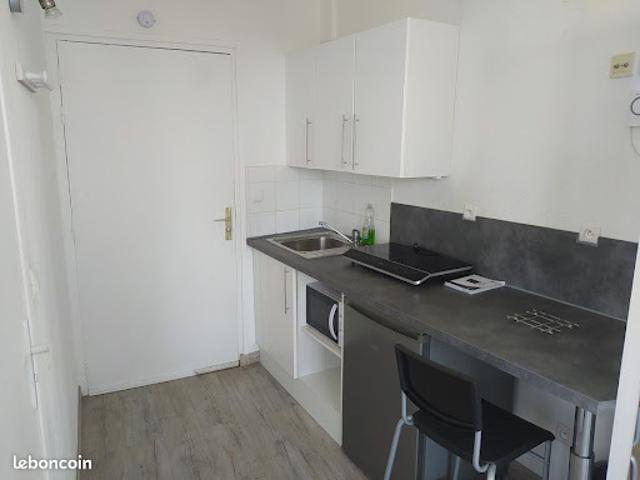 Location Appartement 1 pièce 19 m2 Lille