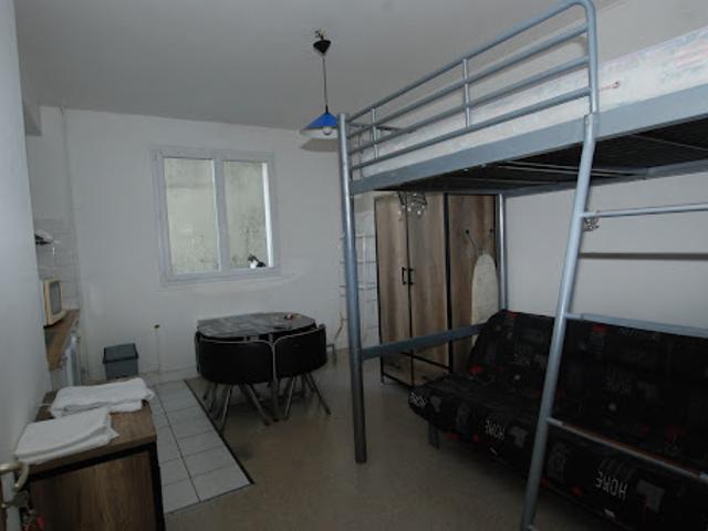 Location Appartement 1 pièce 19 m2 Souillac