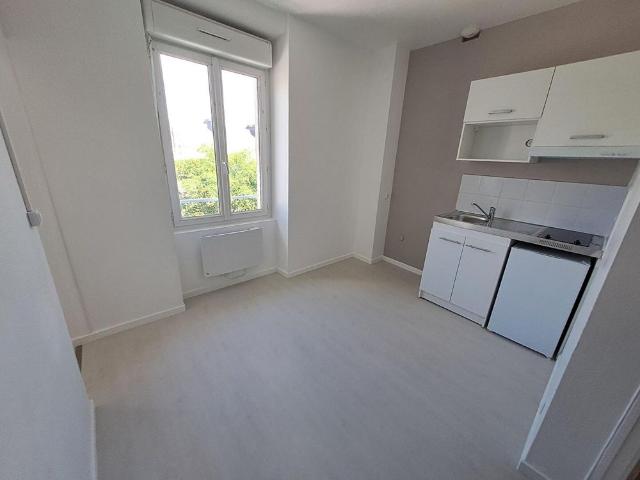 Location appartement 1 pièce, 19.45m², Nantes