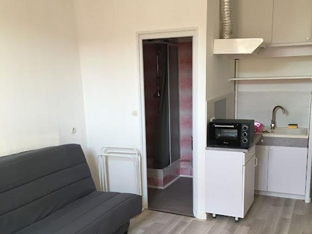 Location Appartement 1 pièce 19.5 m2 Montelimar