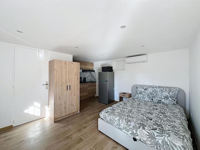 Location Appartement 1 pièce 19.7 m2 Mougins