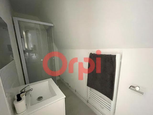 Location Appartement 1 pièce 19.7 m2 Peronne