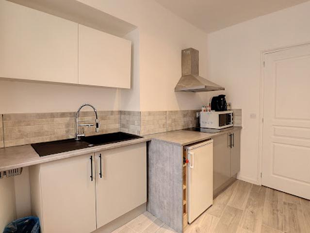 Location Appartement 1 pièce 19.81 m2 Lorgues