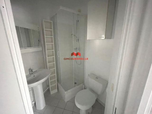 Location Appartement 1 pièce 19m²