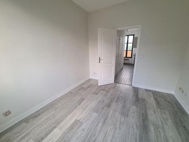 Location Appartement 1 pièce 19m² BARBIZON 77630