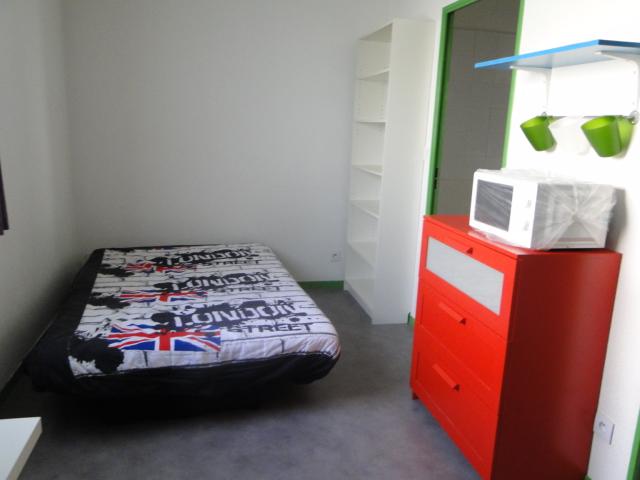 Location Appartement 1 pièce 19m² CLERMONT FERRAND 63000