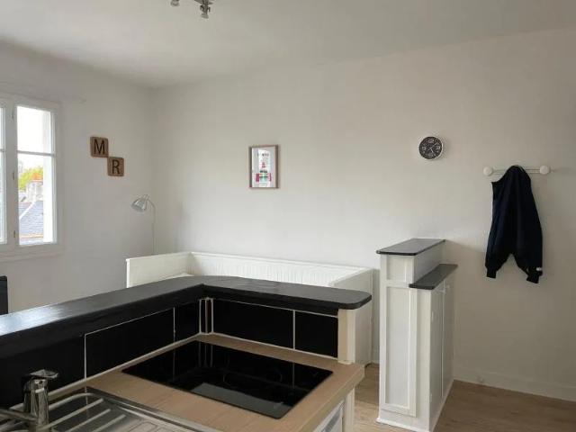 Location Appartement 1 pièce 19m² NANTES 44000