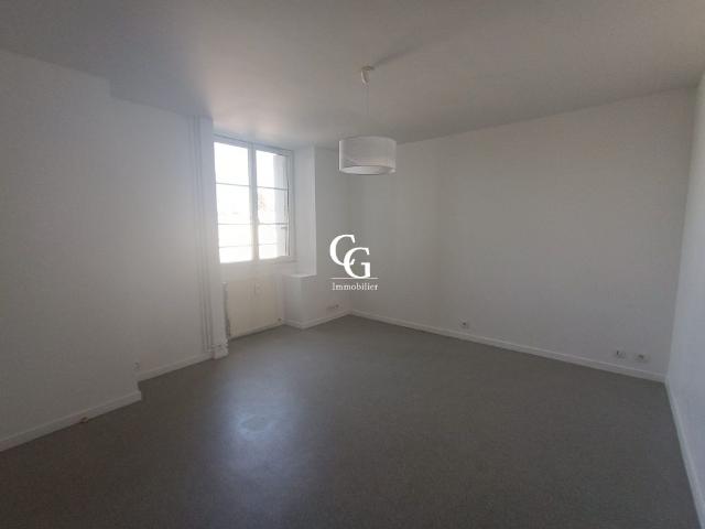 Location Appartement 1 pièce 19m² NANTES 44200