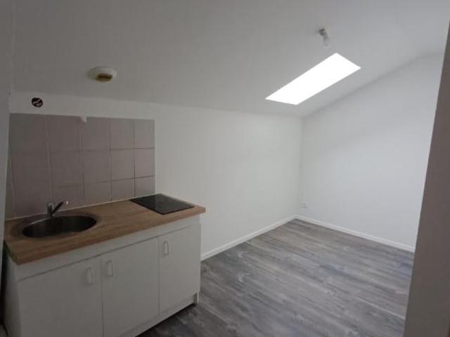 Location Appartement 1 pièce 19m² NANCY 54000