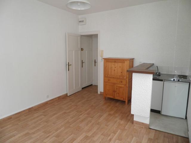 Location Appartement 1 pièce 19m² RENNES 35700