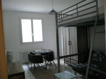 Location Appartement 1 pièce 19m² SOUILLAC 46200