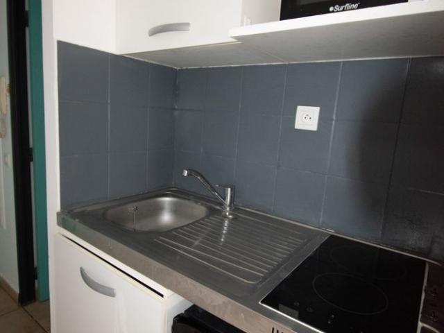 Location Appartement 1 pièce 19m² ST DENIS 97490