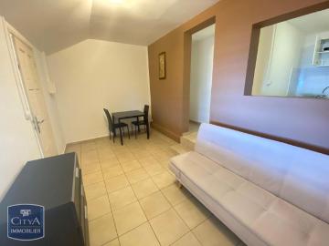 Location Appartement 1 pièce 19m² ST DENIS 97400