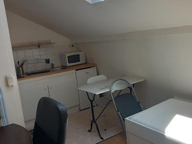Location Appartement 1 pièce 10.28 m2 Lille