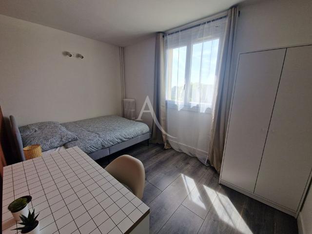 Location Appartement 1 pièce 10m²