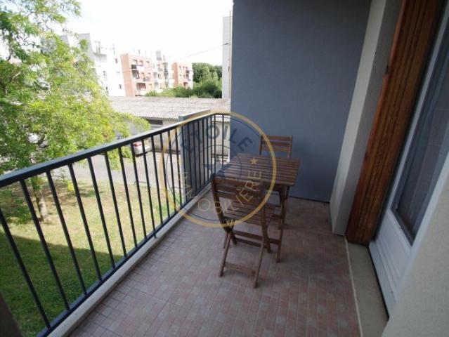 Location Appartement 1 pièce 10m² ANGERS 49000