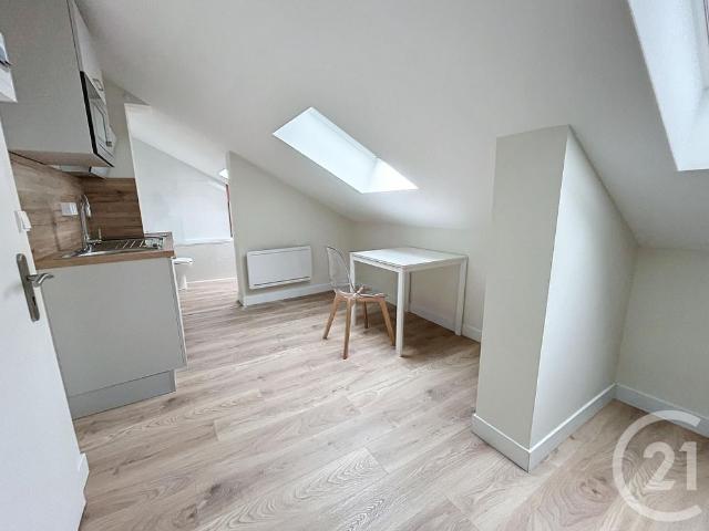 Location Appartement 1 pièce 10m² CLERMONT FERRAND 63000