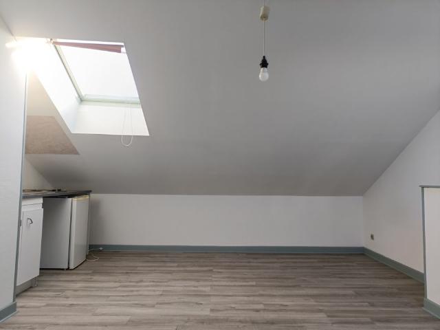 Location Appartement 1 pièce 10m² REIMS 51100