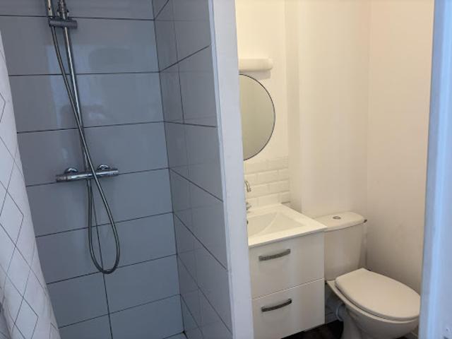 Location Appartement 1 pièce 110 m2 Tourcoing