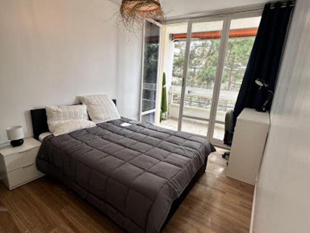 Location Appartement 1 pièce 11 m2 Bron