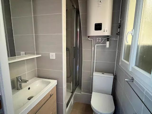 Location Appartement 1 pièce 11 m2 Paris 9ème