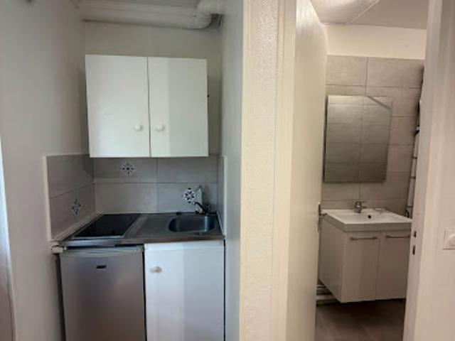Location Appartement 1 pièce 11.46 m2 Villejuif