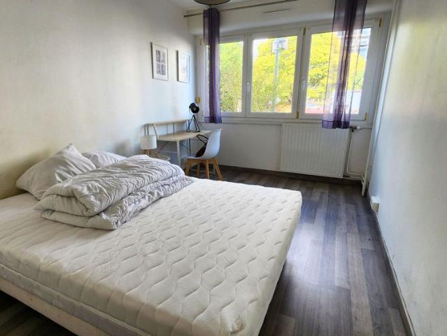 Location Appartement 1 pièce 11m²