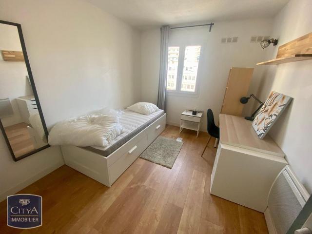 Location Appartement 1 pièce 11m² TOULON 83000