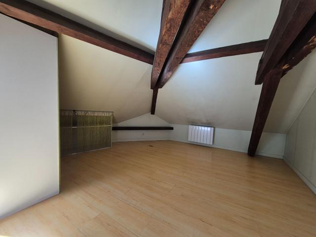 Location Appartement 1 pièce 11m² TOURS 37000