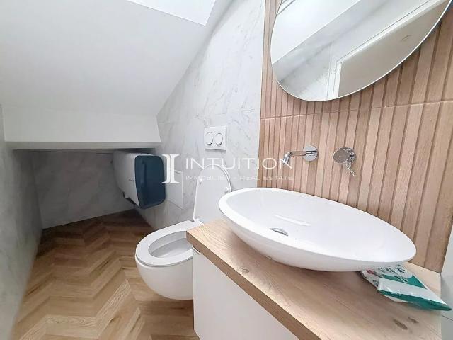 Location Appartement 1 pièce 11m² VALLAURIS 06220