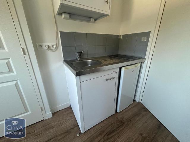 Location Appartement 1 pièce 11m² LAVAL 53000