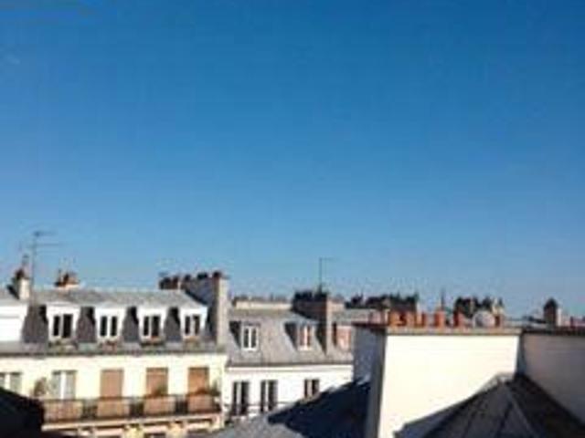 Location Appartement 1 pièce 12 m2 Paris 18ème